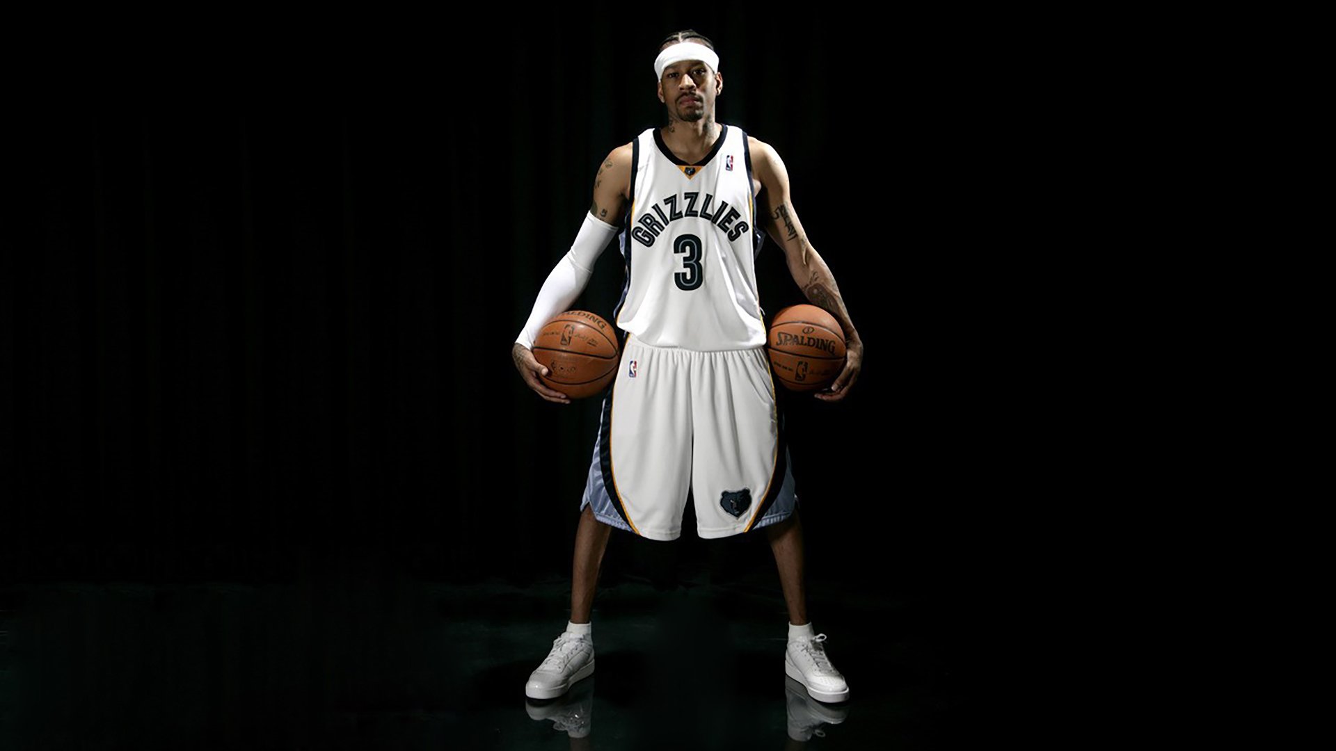 “赛场花絮:运动员的场下趣味生活”,比赛场上的运动员